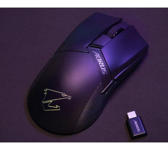Gigabyte - AORUS M6 Optical Gaming crni miš _5